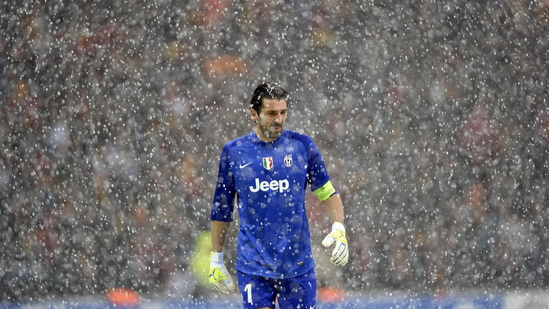 卡索拉痛陈伤病梦魇，十一次手术未解谜团，跟腱感染雪上加霜